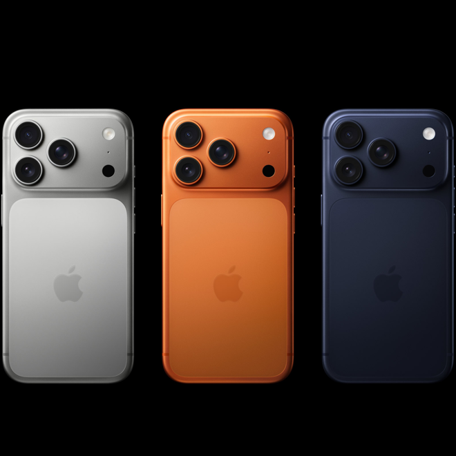 <h2 class="campaign-block__title" style="color: white;">Litir</h2>
<p class="slide-block__text ">Veldu á milli þriggja ólíkra lita. iPhone 17 Pro kemur í silfur, appelsínugulum og djúpbláum.</p>